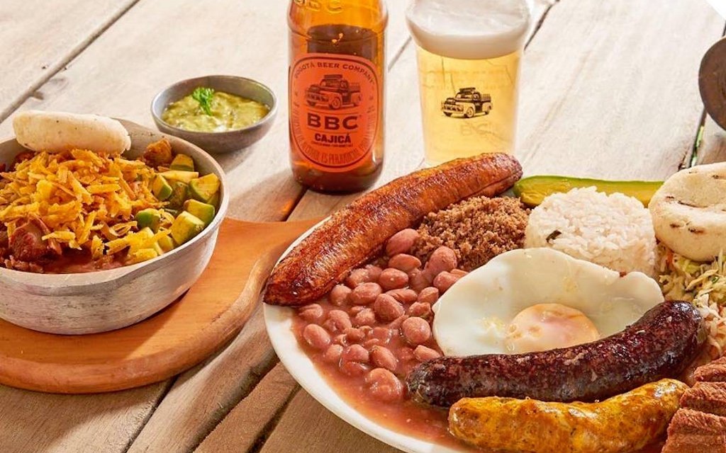 MOA SELECT HOTEL MEDELLIN